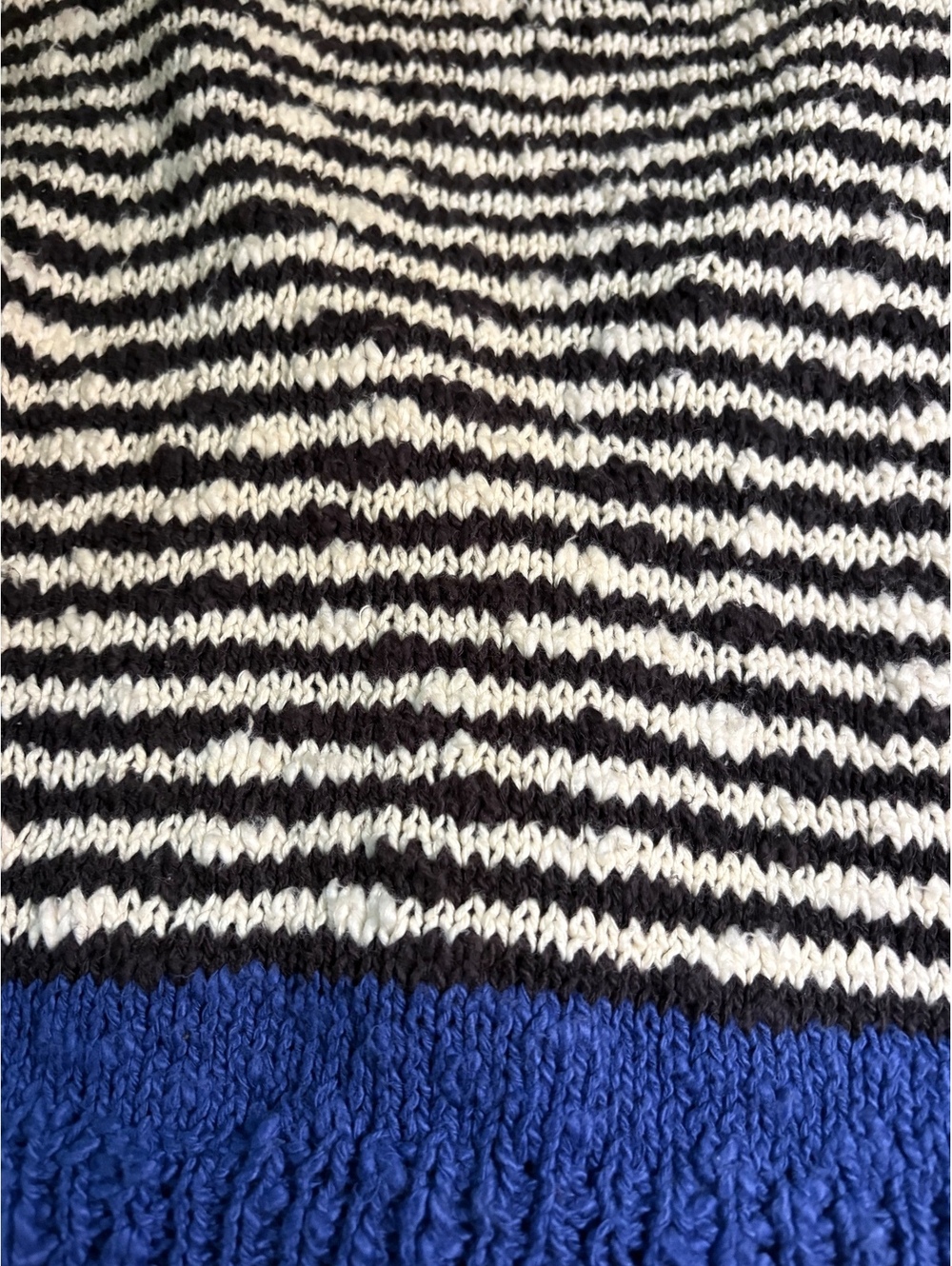 80’s boxy hand knit Perry Ellis Cardigan - Woman’s Small - Picture 4 of 5